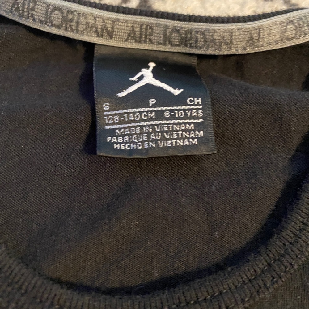 Nike Air Jordan 23 Graphic Michael Jordan's Tank Shirt Boys Size S - Picture 2 of 2